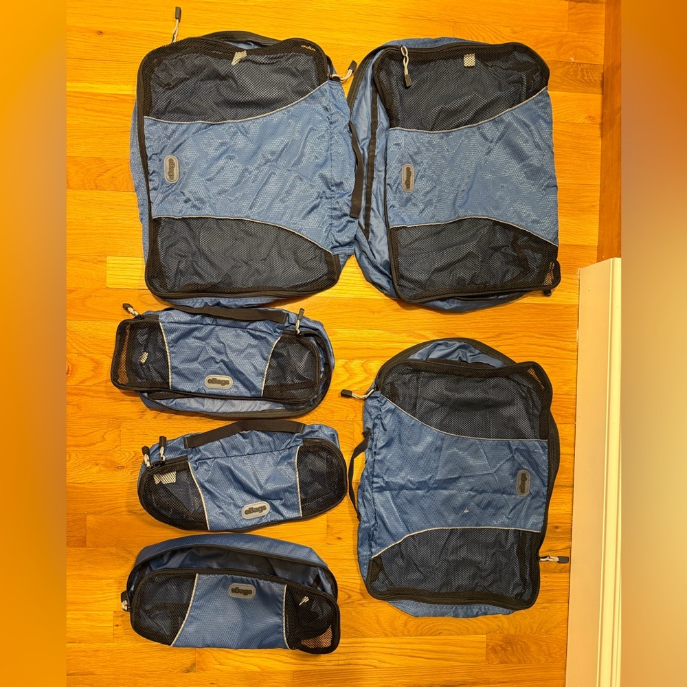 Blue Travel Packing Cube and Toiletry Set - Unbranded